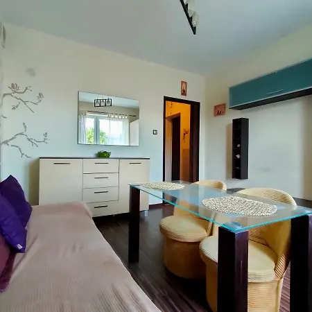 Apartment Hallera